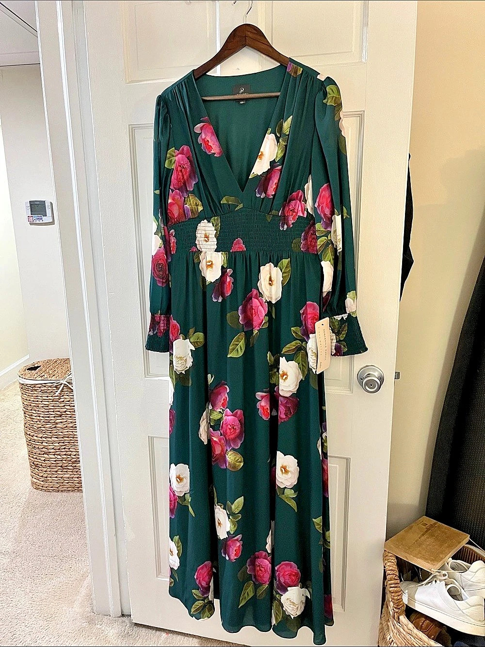 Adrianna Papell Floral Maxi Dress in Green & Pink Size Large NWT